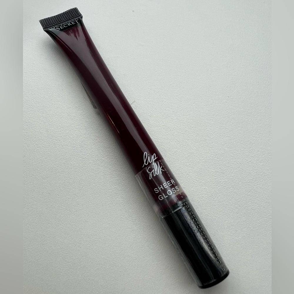 Victoria’s Secret Lio Silk: Fearless